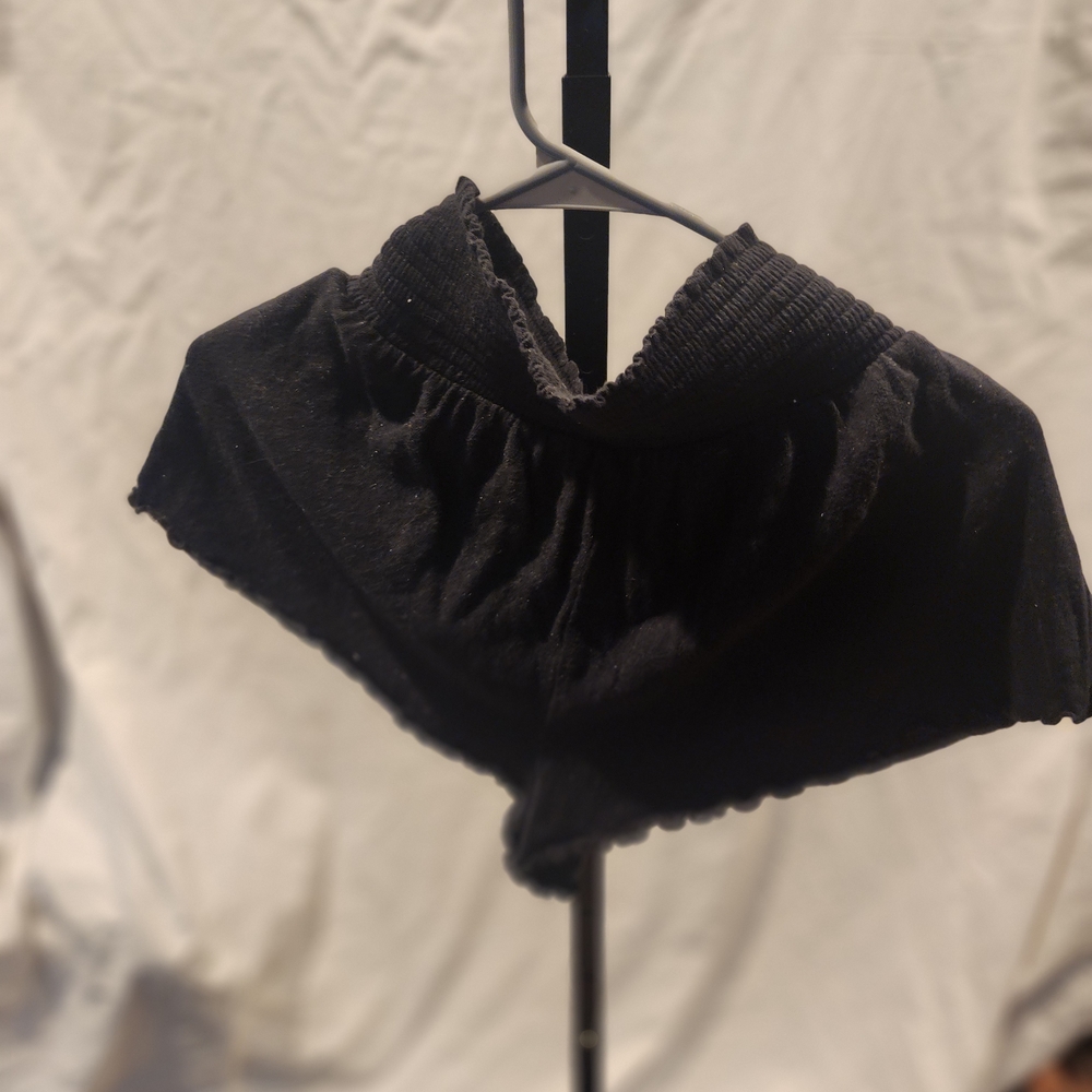 Black Knit‎ Shorts